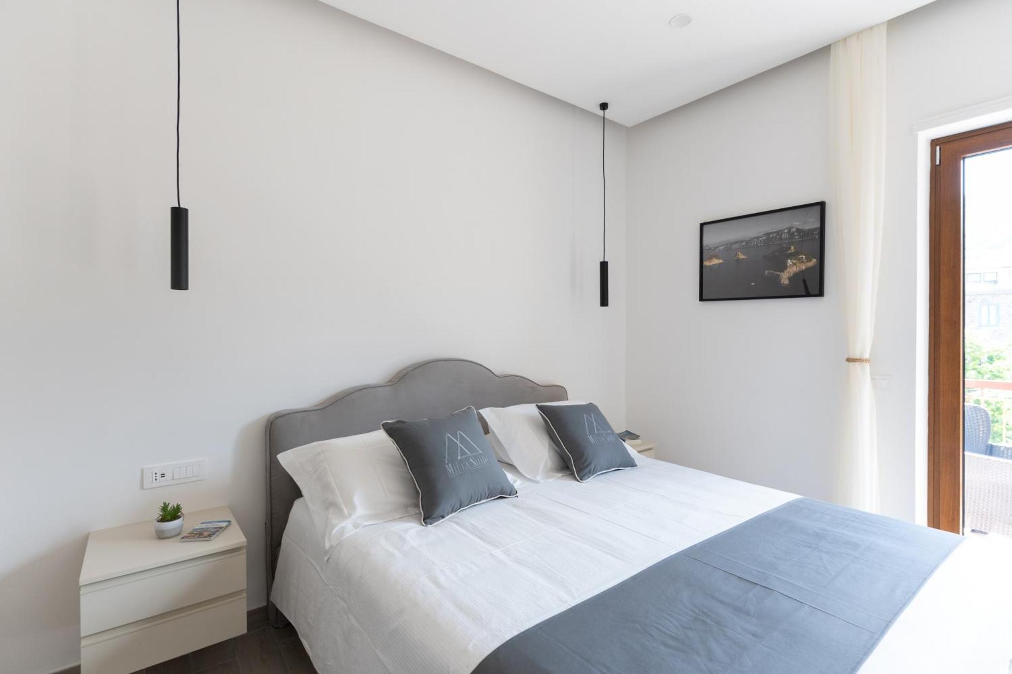 Mifra Suites Сорренто Екстер'єр фото
