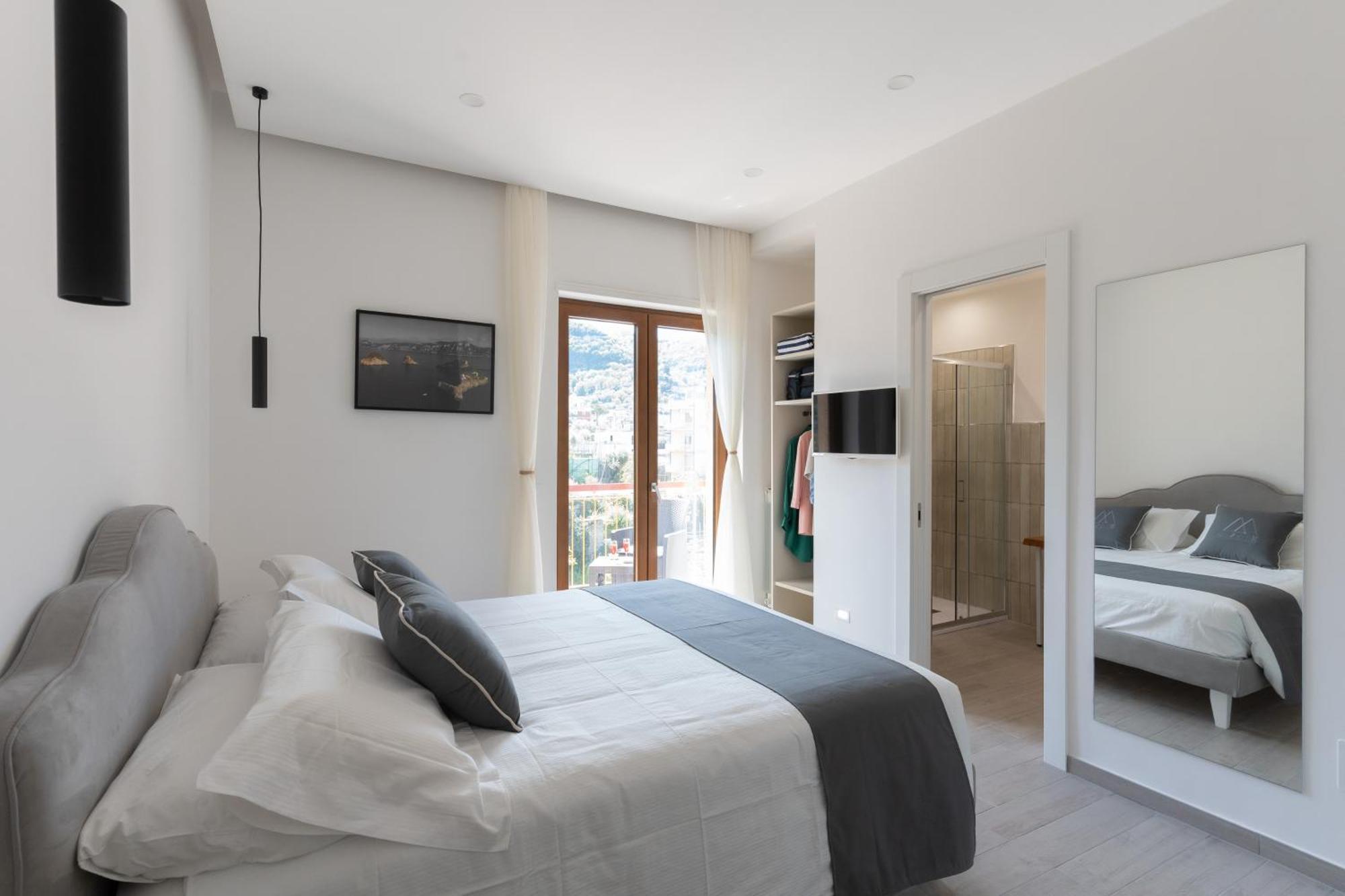 Mifra Suites Сорренто Екстер'єр фото