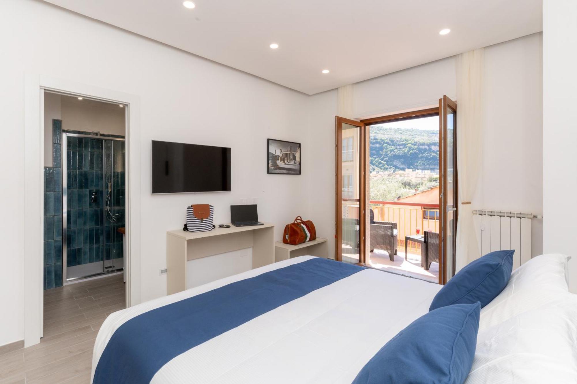 Mifra Suites Сорренто Екстер'єр фото